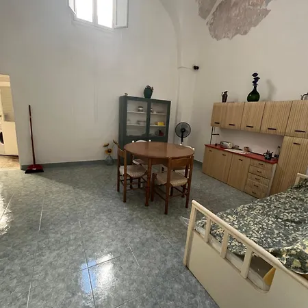 Dimora Storica Con Terrazza Vista Mare בית נופש